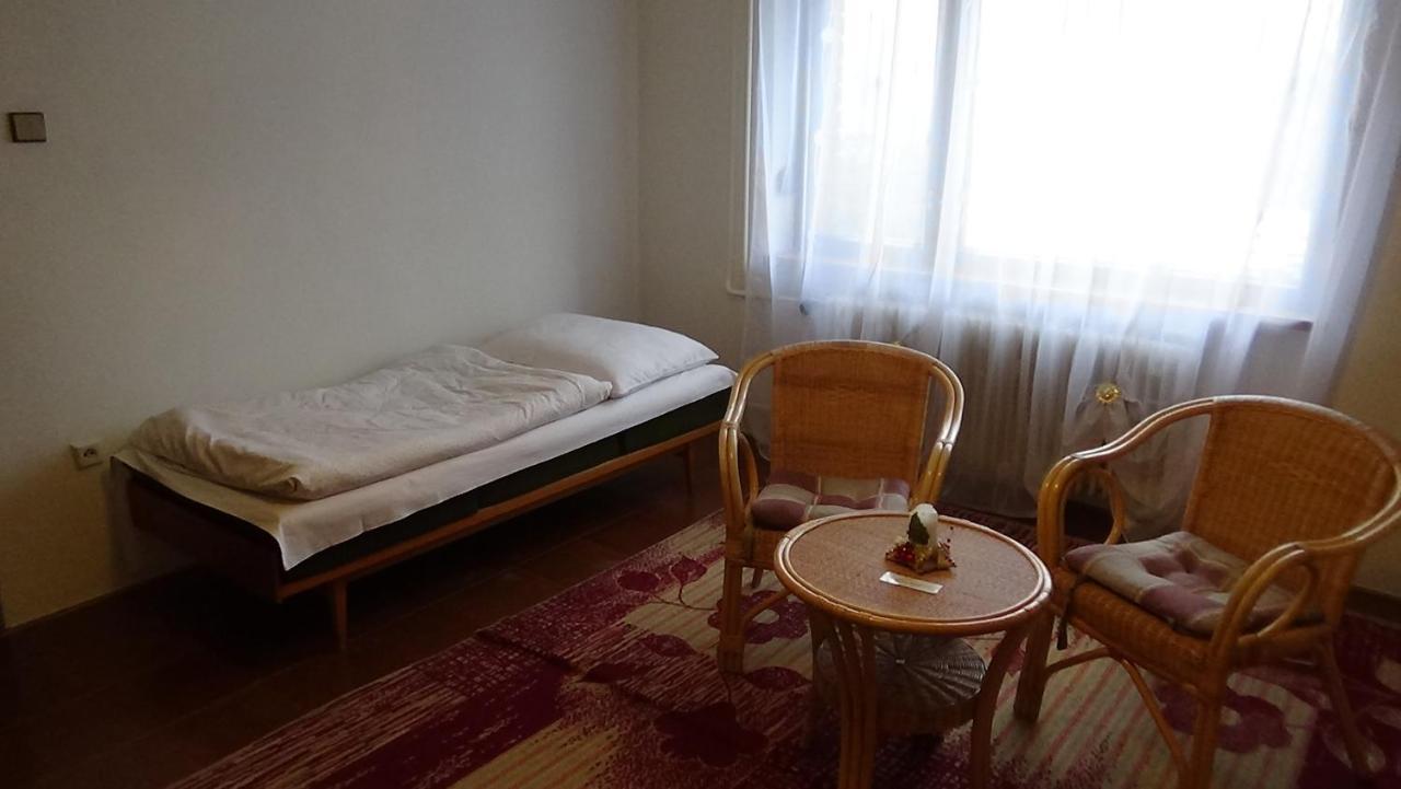 Apartman 6 Km Od Centra Banskej Bystrice Банска бистрица Екстериор снимка