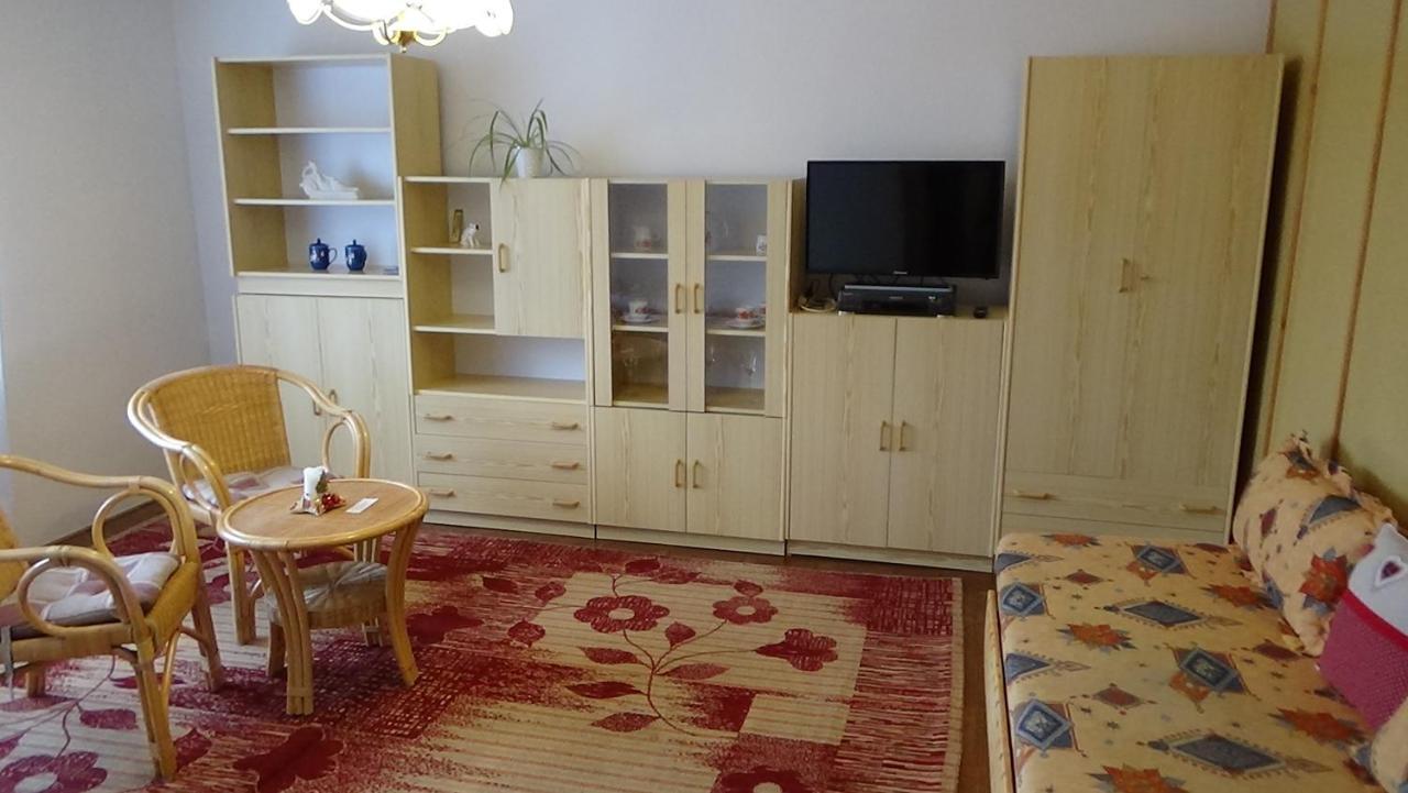 Apartman 6 Km Od Centra Banskej Bystrice Банска бистрица Екстериор снимка